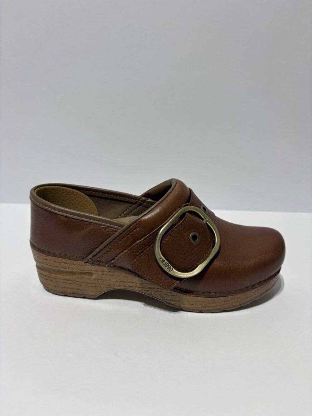 Dansko Women’s Pearson Brown Leather Clogs, Size EUR 37, US 6.-7 M